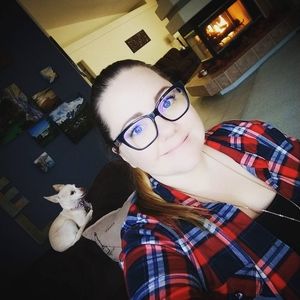 Meet your Posher, Kendra